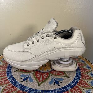 Z-Coil Freedom Men's Sz 10 White Leather Spring  Comfort Walking Athletic Shoes
